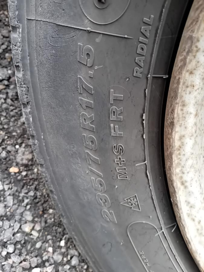 Semi-remorque surbaissé Castera