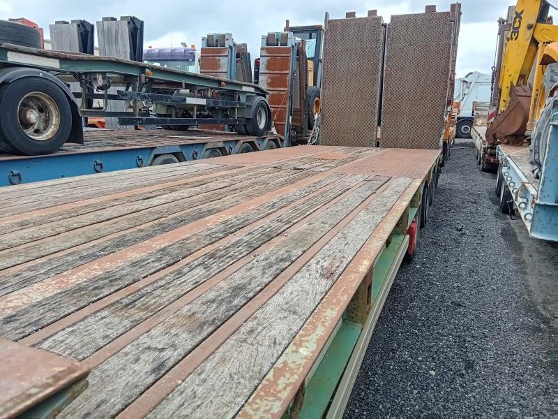 Semi-remorque surbaissé Castera