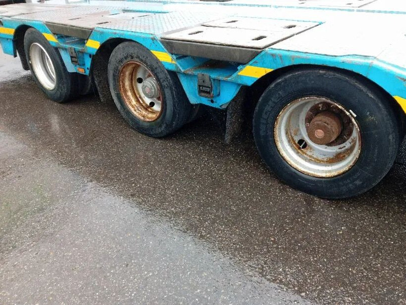 Semi-remorque surbaissé Faymonville