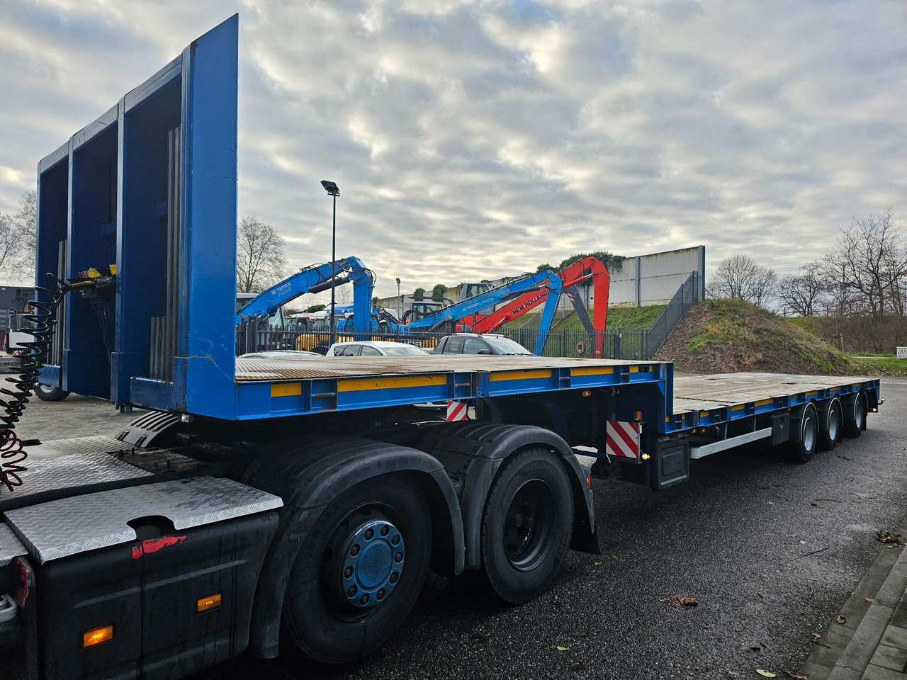 Semi-remorque surbaissé LAG O-3-40 UF Semie lowloader