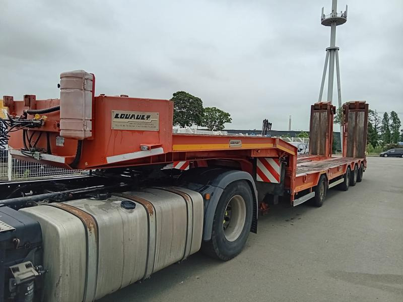 Semi-remorque surbaissé Louault