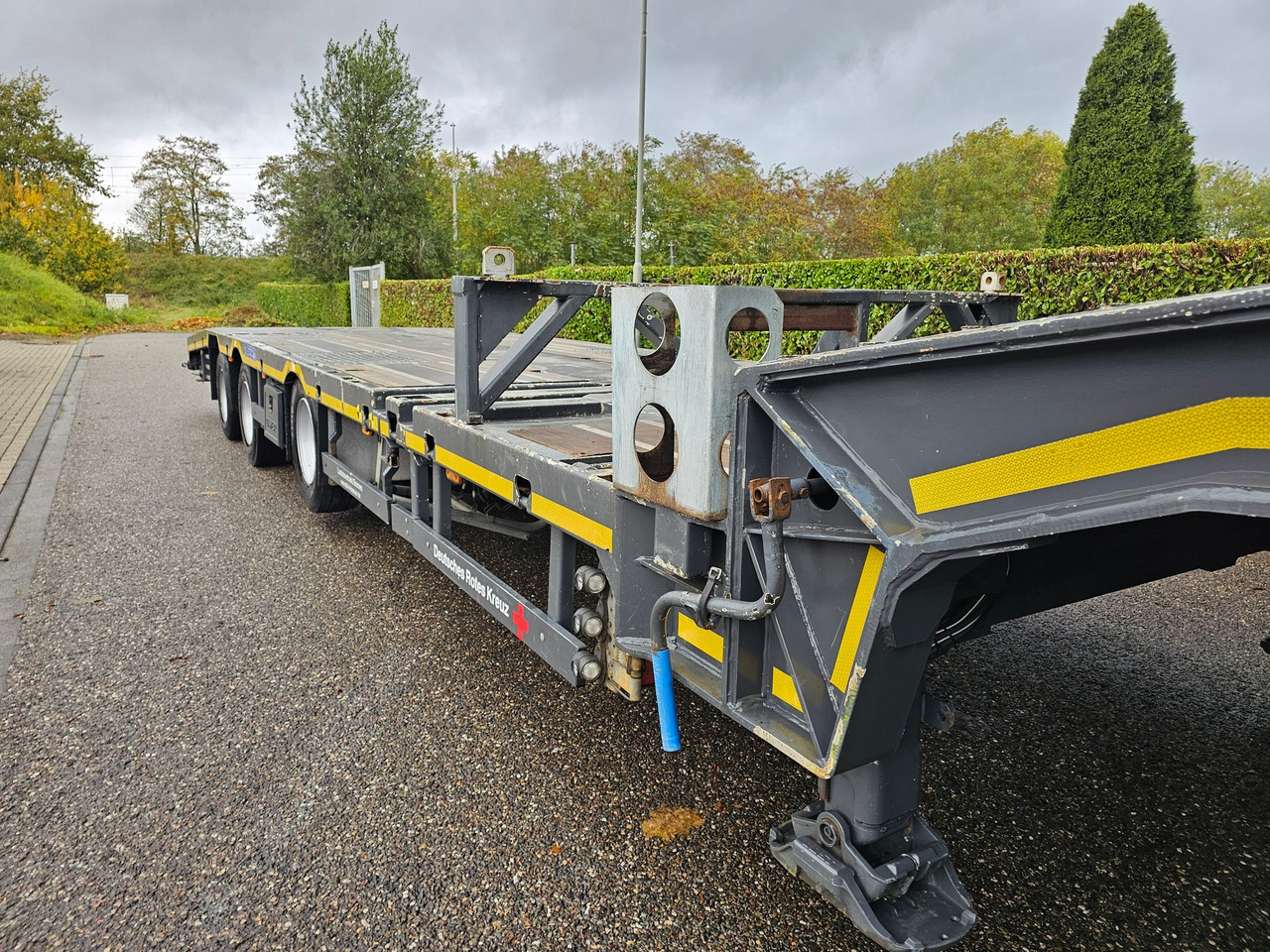 Semi-remorque surbaissé Meusburger MTS-3