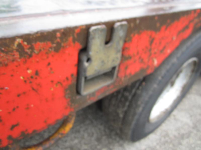 Semi-remorque surbaissé Trailor