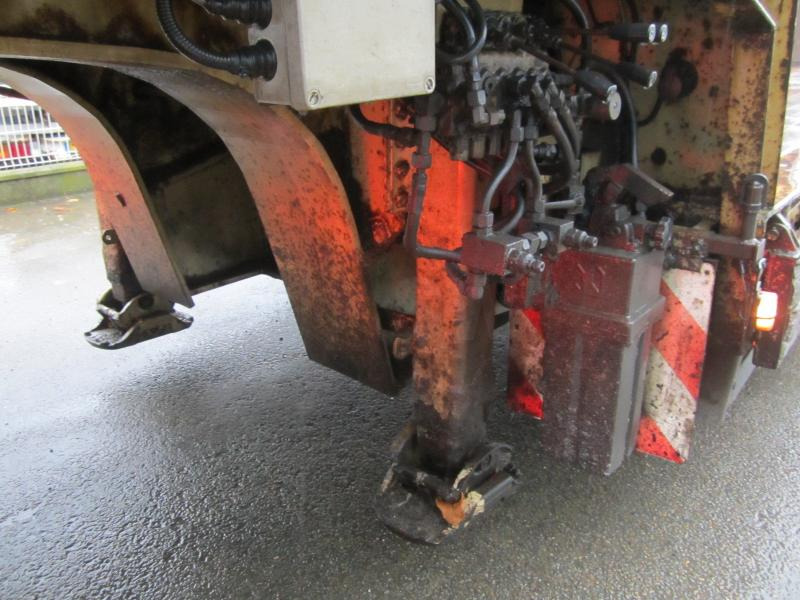 Semi-remorque surbaissé Trax