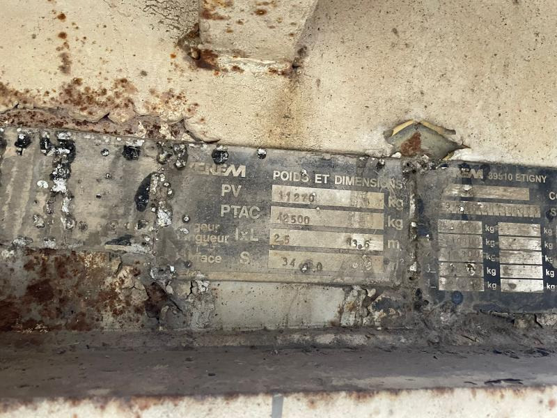 Semi-remorque surbaissé Verem