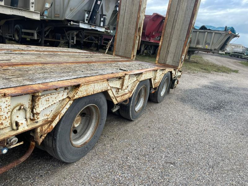 Semi-remorque surbaissé Verem