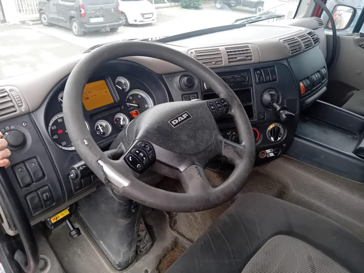 Tracteur routier DAF CF85 460