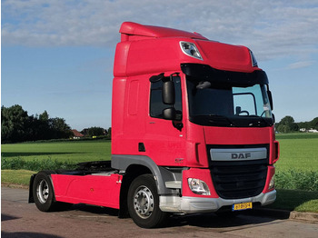 DAF CF 400 spacecab skirts - Tracteur routier: photos 5