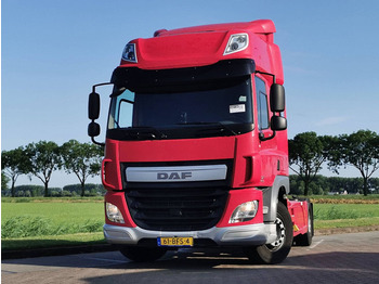 DAF CF 400 spacecab skirts - Tracteur routier: photos 1