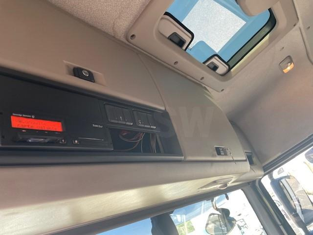 Tracteur routier DAF XF105