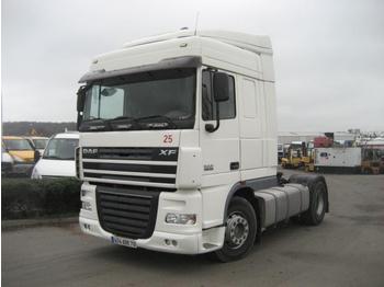 Tracteur routier DAF XF105 410