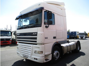 Tracteur routier DAF XF105-460