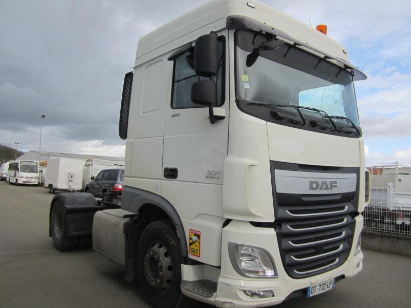 Tracteur routier DAF XF105 460