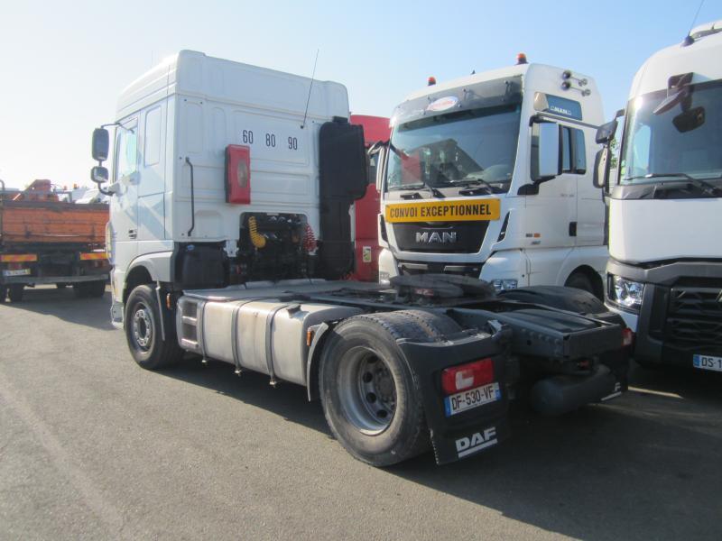 Tracteur routier DAF XF105 460