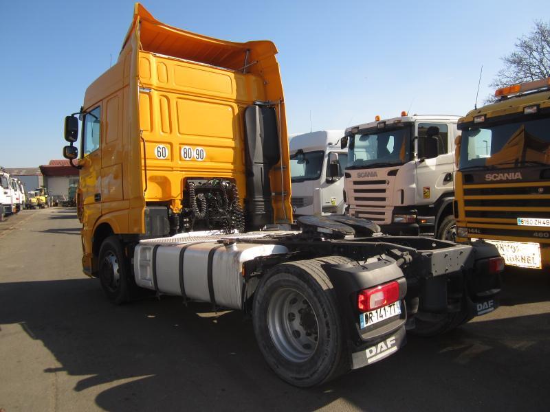 Tracteur routier DAF XF105 460