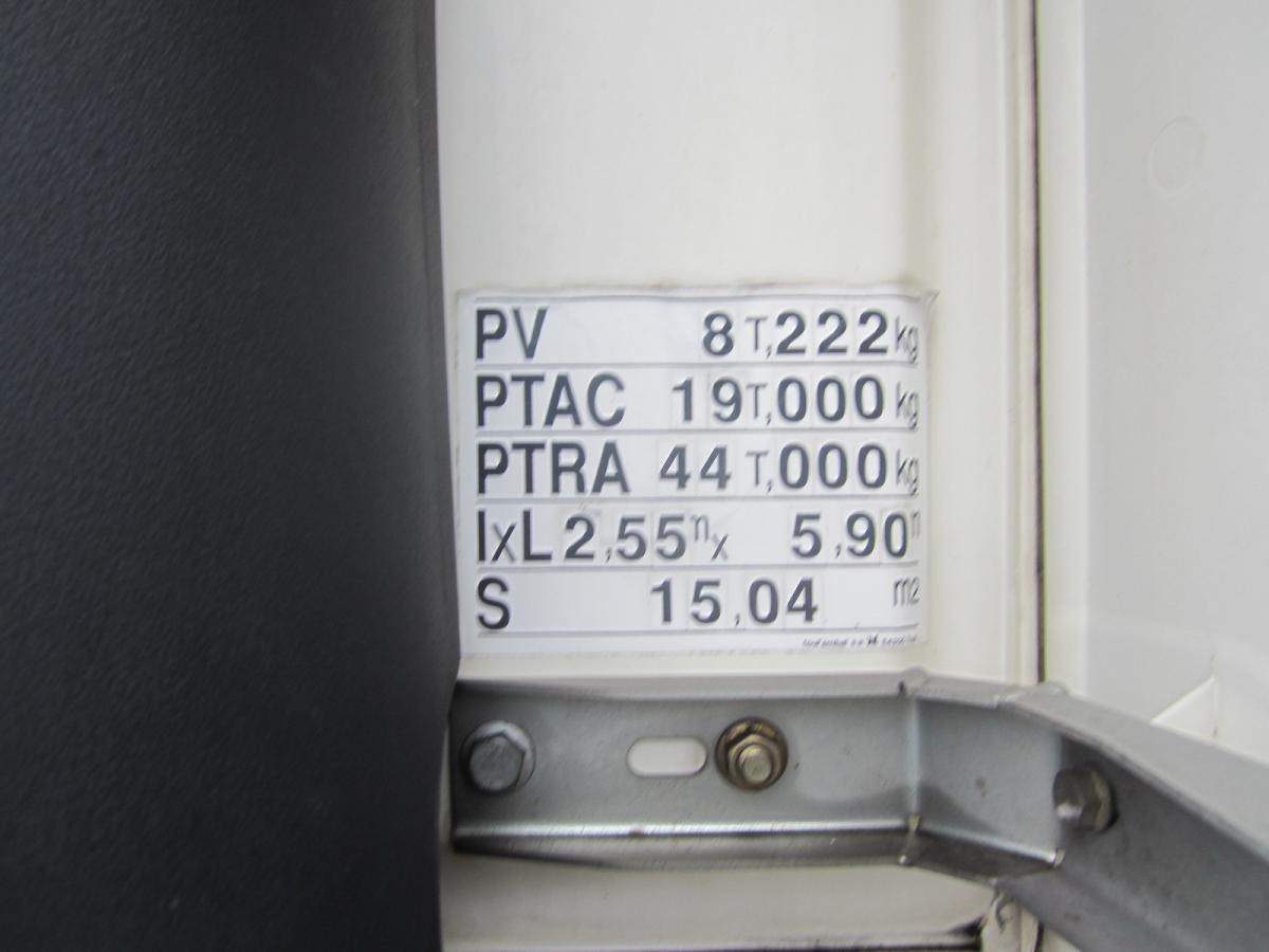 Tracteur routier DAF XF105 460