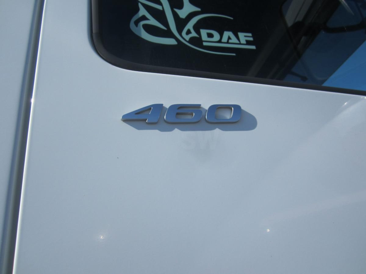 Tracteur routier DAF XF105 460