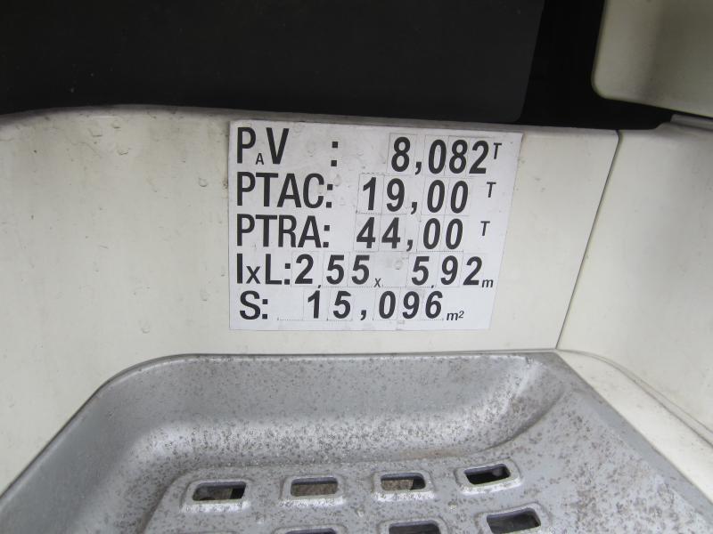 Tracteur routier DAF XF105 460