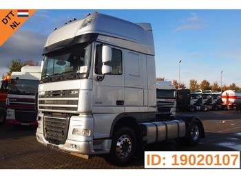 Tracteur routier DAF XF105.460 Super Space Cab