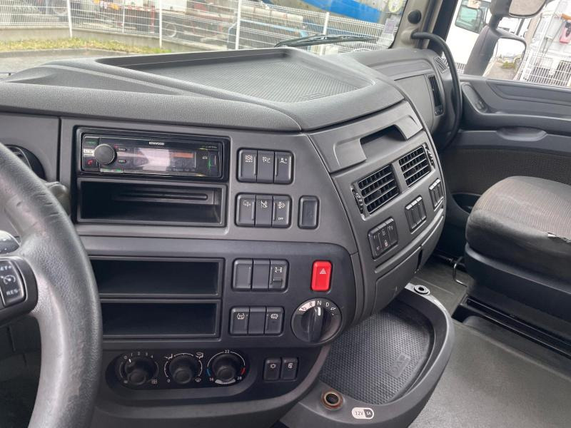 Tracteur routier DAF XF460