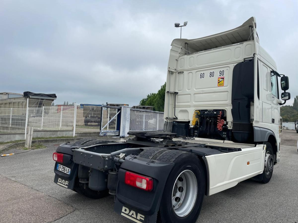 Tracteur routier DAF XF460