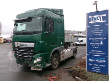 DAF XF460 Spacecab UNFALL  - Tracteur routier: photos 1
