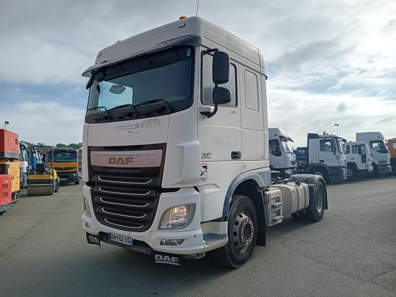 Tracteur routier DAF XF 460