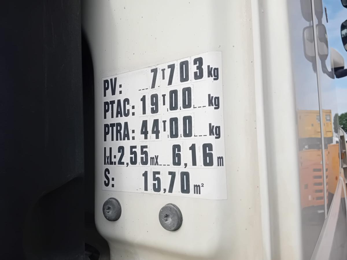 Tracteur routier DAF XF 460