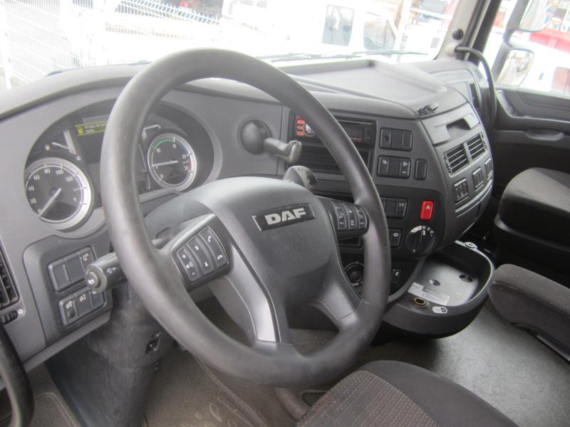 Tracteur routier DAF XF 460