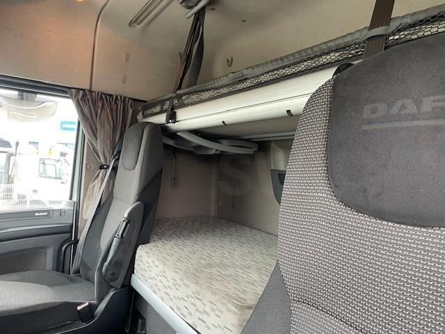 Tracteur routier DAF XF 460