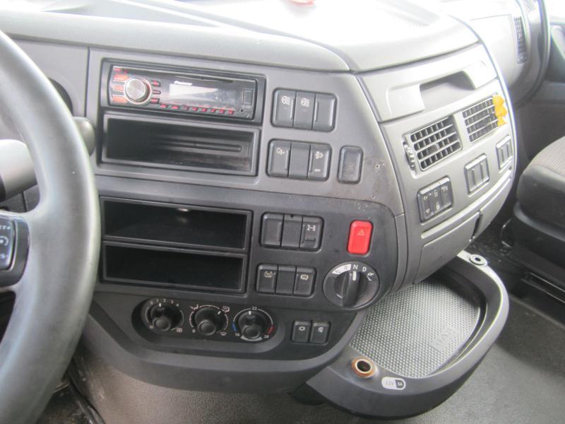 Tracteur routier DAF XF 460