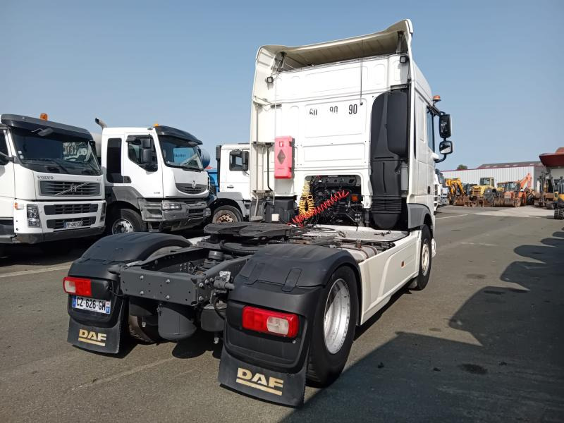 Tracteur routier DAF XF 460