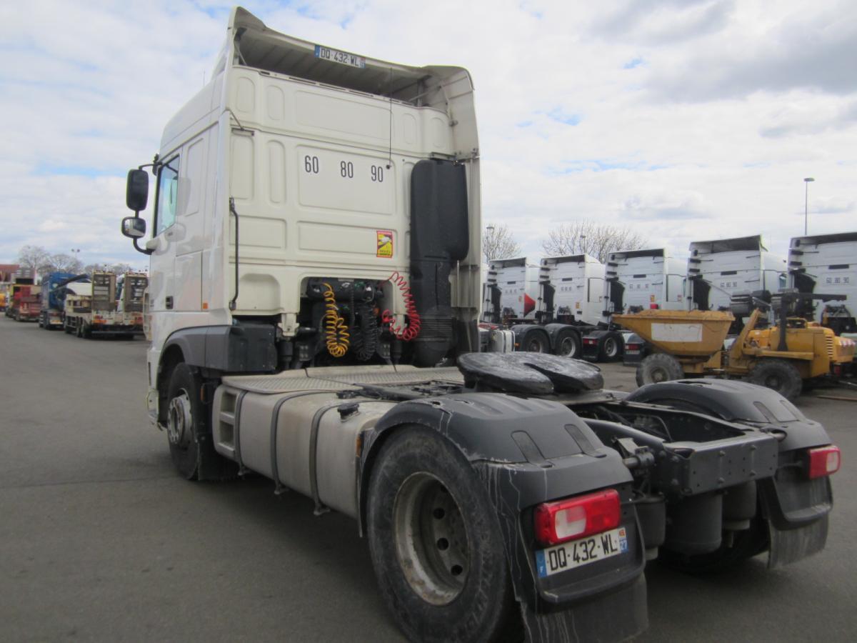Tracteur routier DAF XF 460