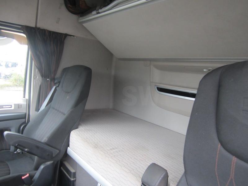 Tracteur routier DAF XF 480