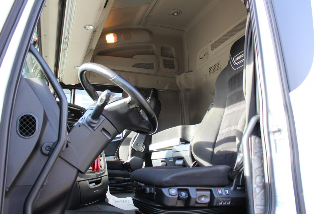 Tracteur routier Iveco AS 510 Stralis Retarder ACC Kühlbox Navi Stdklima