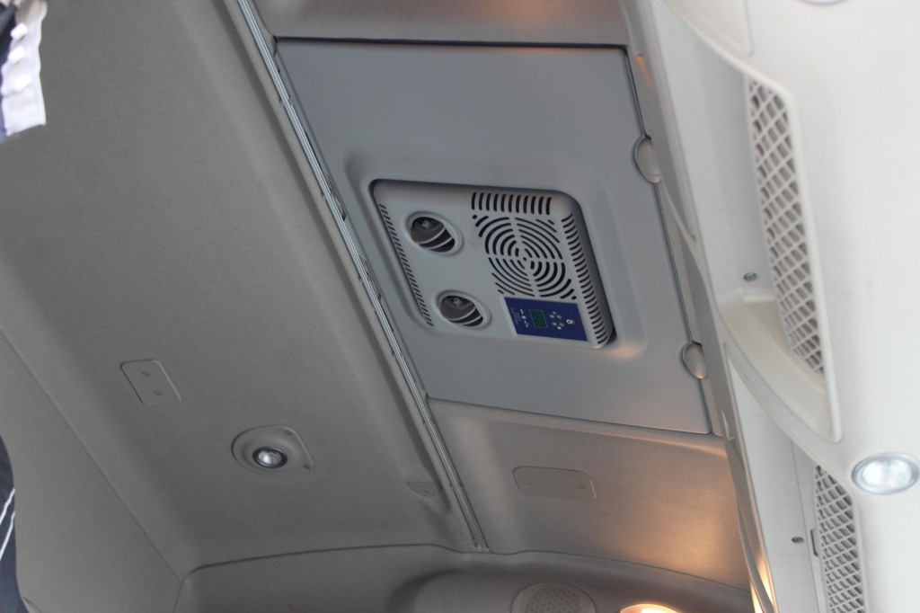 Tracteur routier Iveco AS 510 Stralis Retarder ACC Kühlbox Navi Stdklima