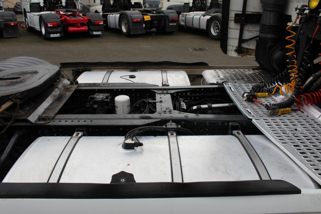 Tracteur routier Iveco S-Way 510 Retarder Standklima Navi Kühlbox