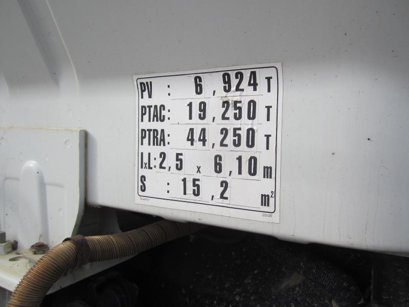 Tracteur routier Iveco Stralis 440 S 45