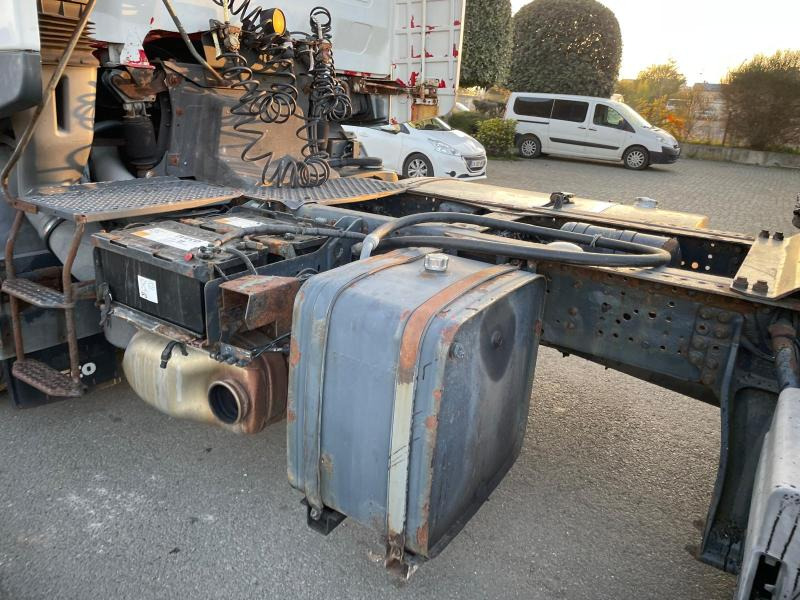 Tracteur routier Iveco Stralis 560