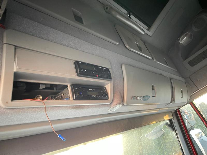 Tracteur routier Iveco Stralis 560