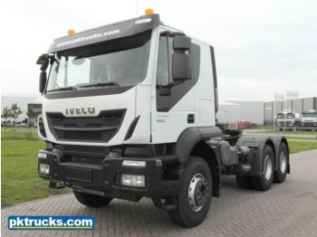 Tracteur routier Iveco Trakker AT720T44TH (2 Units)