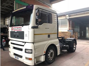 Tracteur routier MAN 18-460