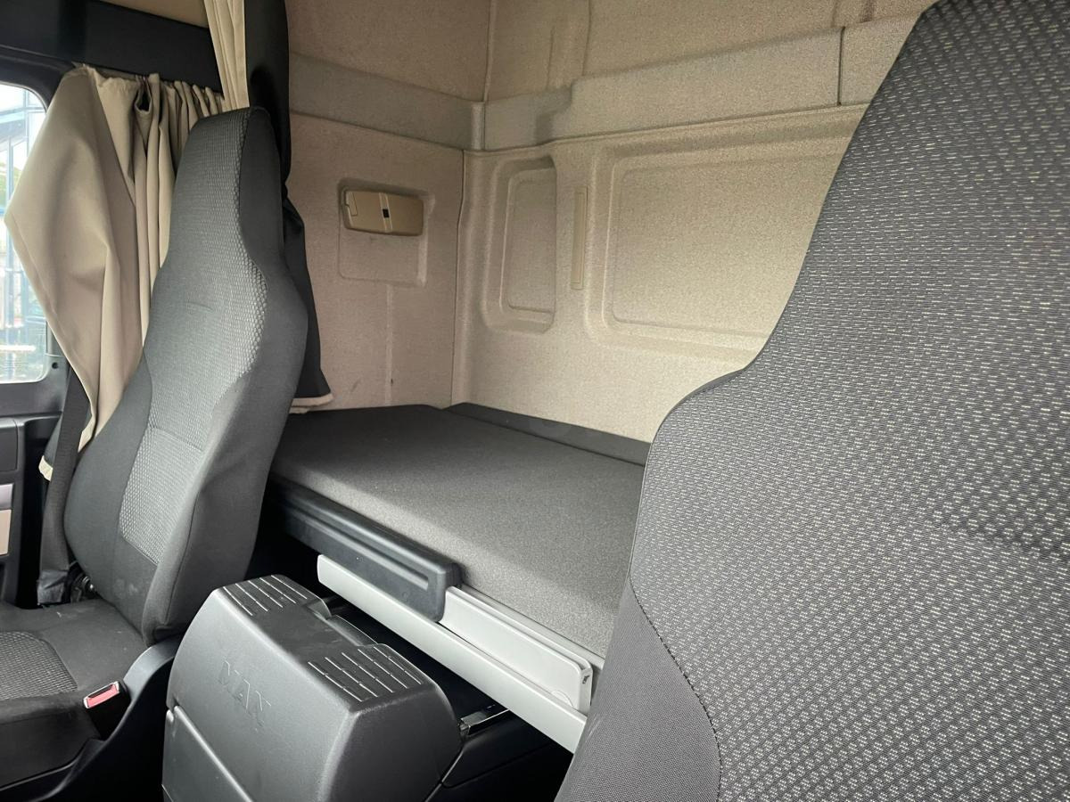 Tracteur routier MAN TGS 18.460