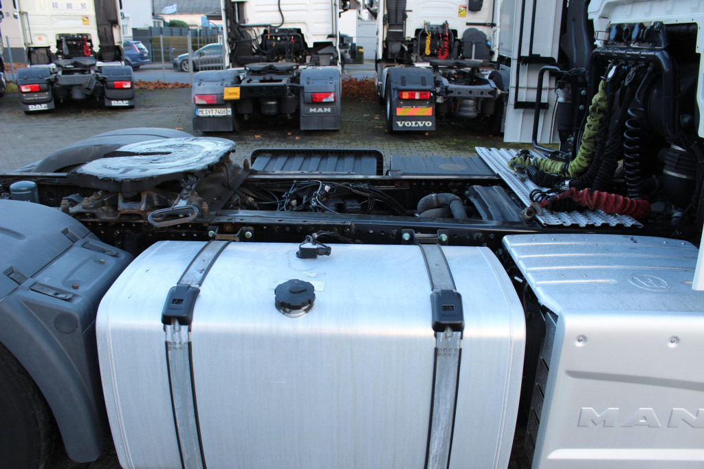 Tracteur routier MAN TGX 18.510 E6 XXL Retarder Kühlbox Navi