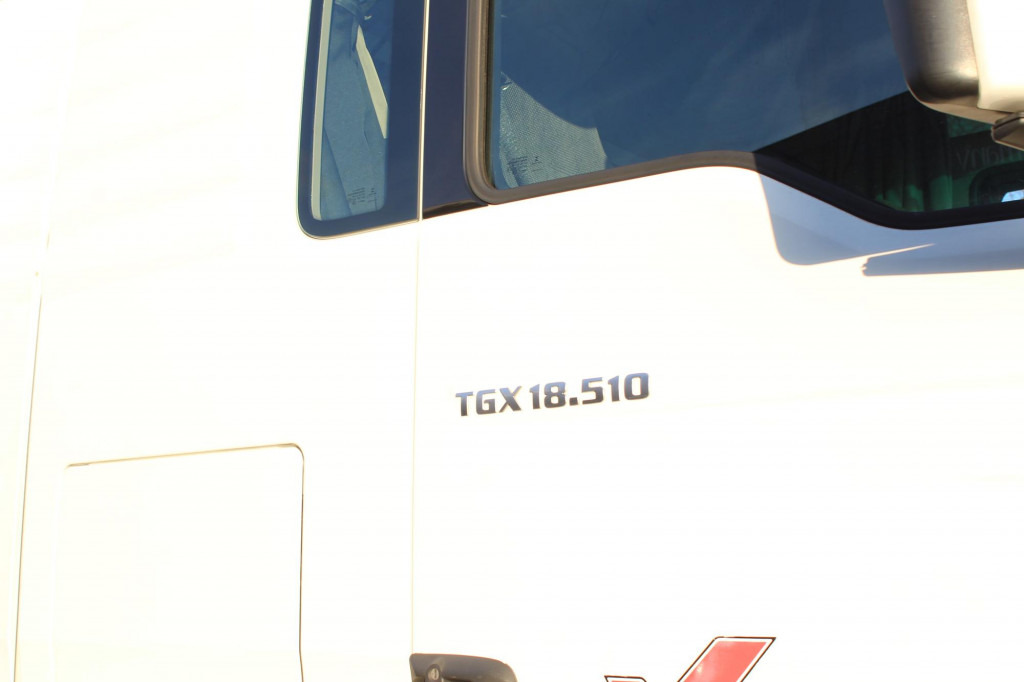 Tracteur routier MAN TGX 18.510 E6 XXL Retarder Kühlbox Navi