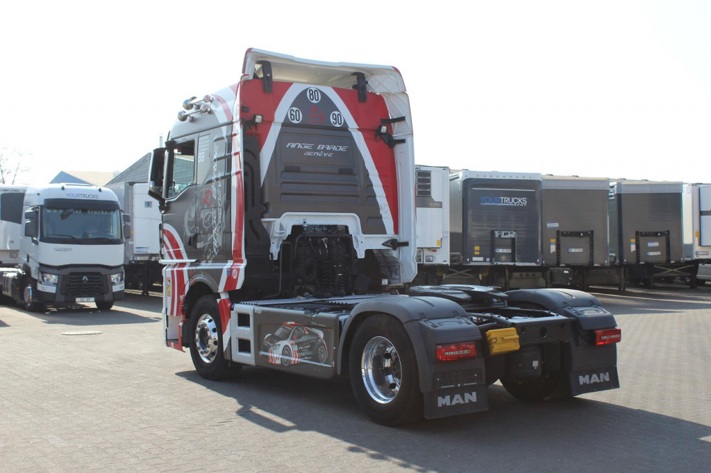 Tracteur routier MAN TGX 510  Retarder LED Standklima Kühlbox Navi