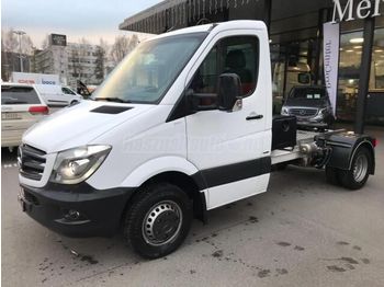 Tracteur routier MERCEDES-BENZ SPRINTER 519 cdi BE Vontató