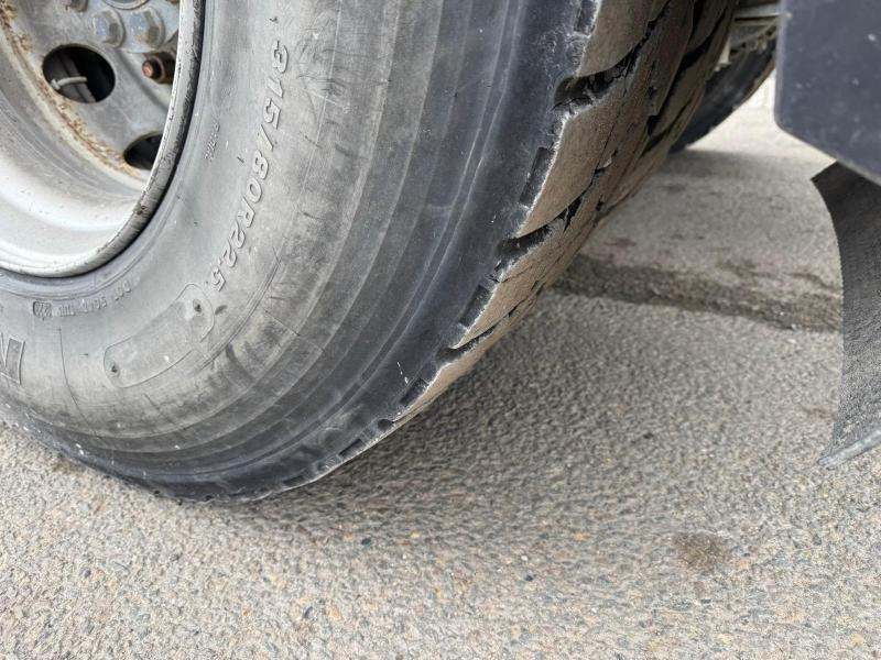 Tracteur routier Mercedes Actros 1845