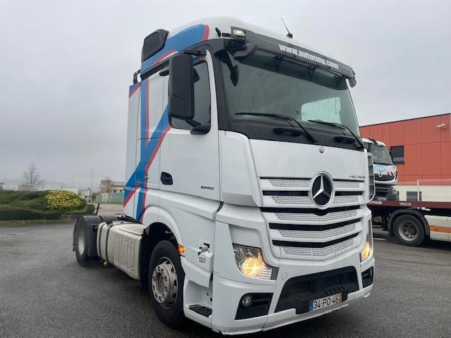 Tracteur routier Mercedes Actros 1845