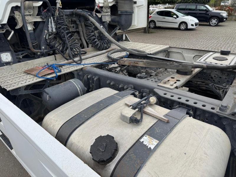 Tracteur routier Mercedes Actros 1845